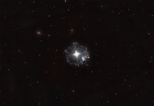 NGC 6543 RC HOO März 2022redov2